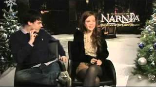 Georgie Henley  quotDawn Treaderquot Press Conference  Mishaps on Set [upl. by Ellyn]