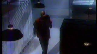 1990 General Mills Wheaties quotFootball Cardsquot amp quotMichael Jordanquot TV Commercial [upl. by Joyan]