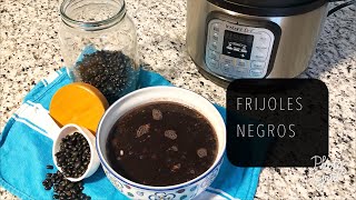 Como Hacer Frijoles negros en la Instant Pot  estilo frijoles de olla [upl. by Inahpit]