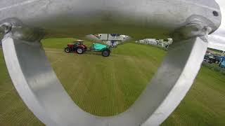 BERTHOUD VANTAGE  Pulvérisateur tracté présenté au CEREALS show 2017 UK [upl. by Oicafinob]