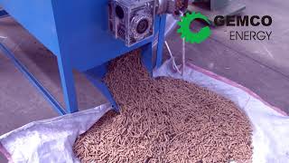 STLP400 small feed pellet plant for livestock and poultry farmchicken livestock cattle sheep [upl. by Woods]