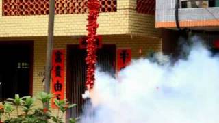 HK Chinese New Year 2012  Day 2  firecrackers  village [upl. by Jariah]