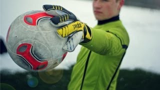 adidas Predator Fingersave Allround 2013 HandsOn amp Unboxing  Goalkeeper Gloves [upl. by Sonnie]