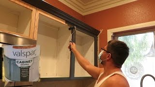 Como pintar gabinetes de cocina 1 de 2  how to paint kitchen cabinets [upl. by Htebarual]